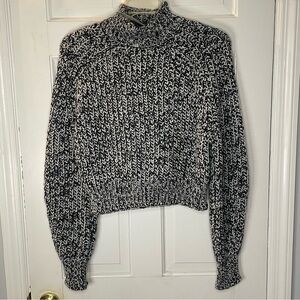NWT Black and White H&M Women's Size M Cropped Chunky Knit Turtleneck Sweater